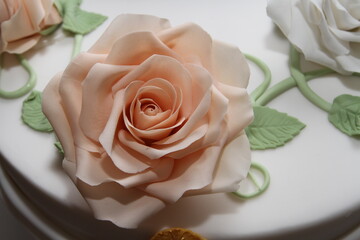wedding cake with rose
