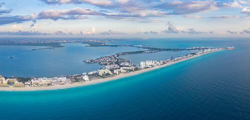 Fototapeta na wymiar Cancun panorama of beach during day