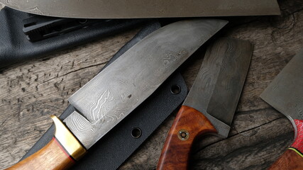 various types of damascus knives