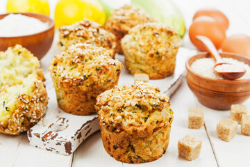Muffins with zucchini and lemon