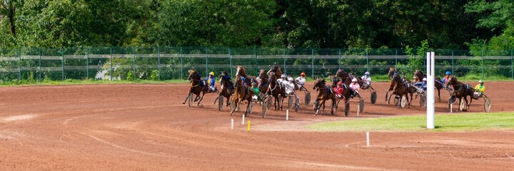 horse racing hippodrome of feurs