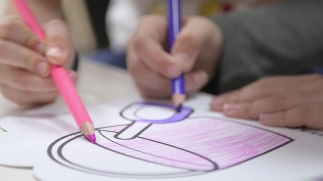 kids, pencil, draw, color, sketch, drawing, together, children, little, small, hands, finger, hold, holding, closeup, lifestyle, childhood, education, develop, development, art, talent, paper, drew, d