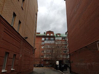 The yard of a building on Permskaya street in Perm