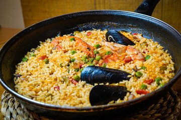 paella in a pan