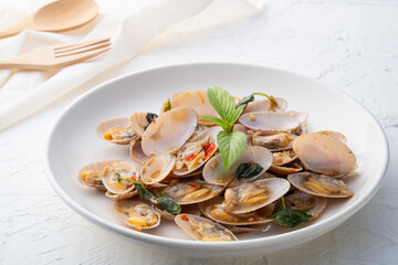 Stir Fried Clams with Roasted Chili paste