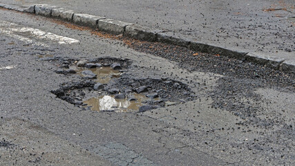 Street pothole
