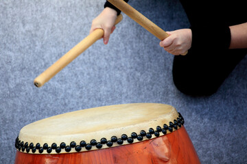 和太鼓と叩く