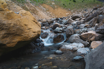 Torrent au Cirque de Gavarnie