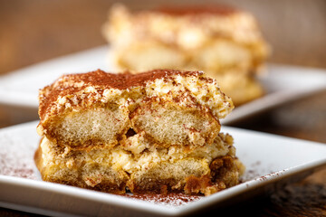 tiramisu cake