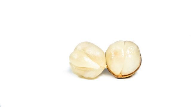 langsium domesticum fruit picture, isolated on white background.