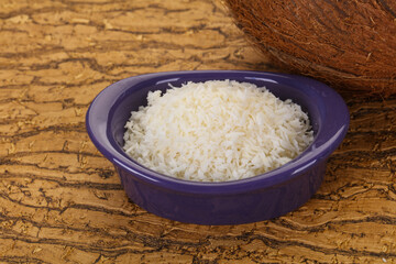 Coconut shredded chip with nut