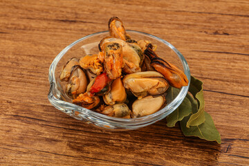 Pickled mussels in the bowl