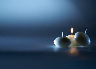 Advent, 1, 2, 3, 4 Kerzen brennen