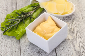 Cheese sauce in the bowl