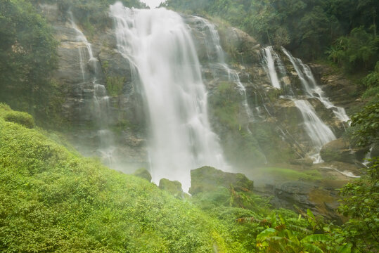 Wachirathan Waterfall at Doi Inthanon National Park, Mae Chaem District, Chiang Mai Province, Thailand. © bubbers