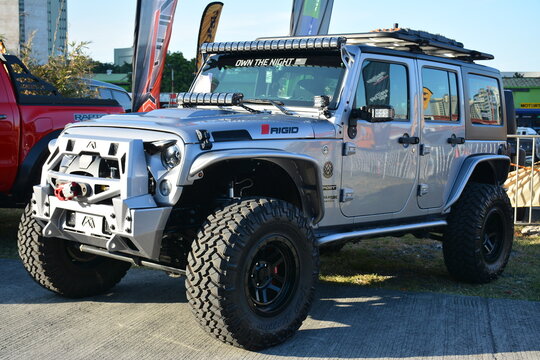 Jeep wrangler at Love, Cars, Babes 6 car show