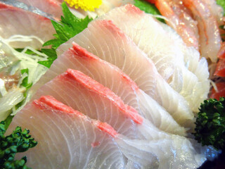 鯛の刺身