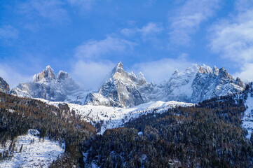 montagne innevate, picchi e rocce innevate, Alpi Francesi - Monte Bianco - Chamonix 