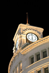 銀座夜景時計台午後6時