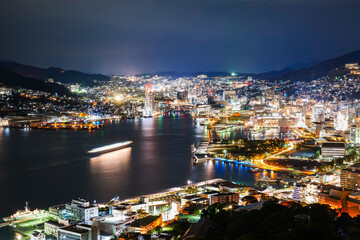 Fototapeta premium 世界新三大夜景 長崎 鍋冠山から眺望
