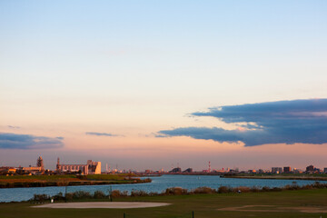 夕暮れの江戸川