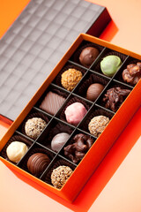 チョコレートの詰め合わせ