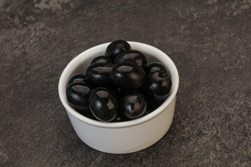 Black olives in the bowl