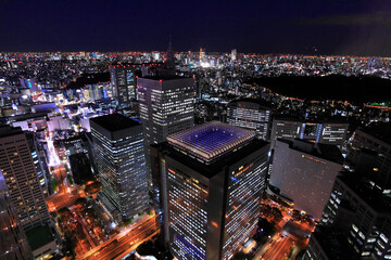 Fototapeta na wymiar 西新宿ビル群夜景俯瞰
