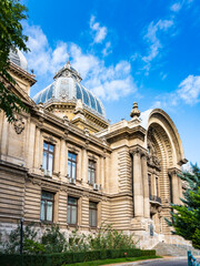 CEQ Bank HQ in einem historischen Gebäude auf der Calea Victoriei in Bukarest