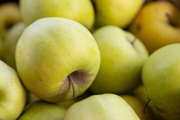 apples in a market