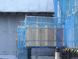 歩道橋工事のコンパネ © Paylessimages