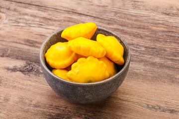 Marinated patissons in the bowl