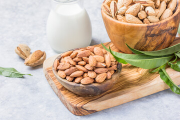 almond milk and almonds