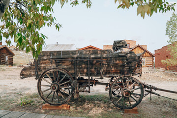 Fototapeta na wymiar Old wagon, abandoned in the ghost town of South Park City (Fairplay) Colorado