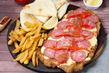 milanesa con salame y queso