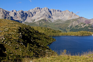 Punta Val Fredda e Le Banche (Dolomiti di Fassa), visti dal Lago Cavia