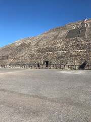 mayan pyramid