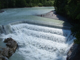 Tosender Wasserfall des Flusses Lech