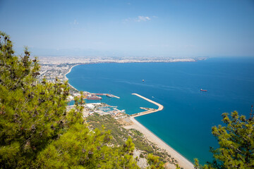 Fototapeta na wymiar Aerial view of beautiful blue Gulf of Antalya, Konyaalti beach and popular seaside resort city Antalya in Turkey