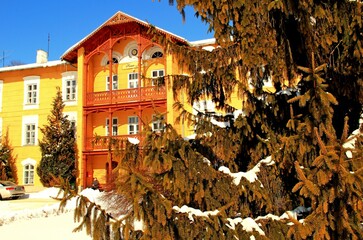 Nałęcz&oacute;w, Uzdrowisko, Sanatorium, Park, Pawilon