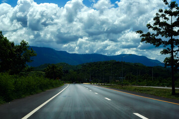 road to the mountains
