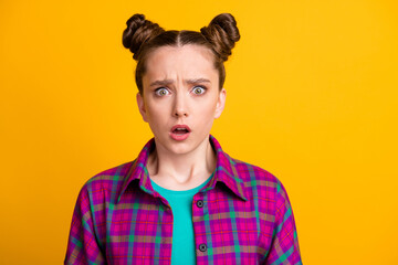 Close-up portrait of her she nice attractive pretty worried confused girl wearing checked shirt bad...