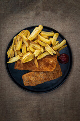 British, Traditional fish and chips and tartar sauce
