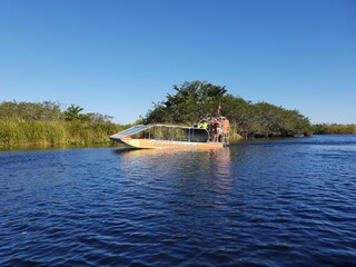 Propellerboot in den Everglades, Florida, USA