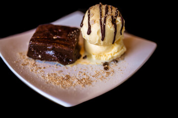 Sobremesa - brownie com sorvete