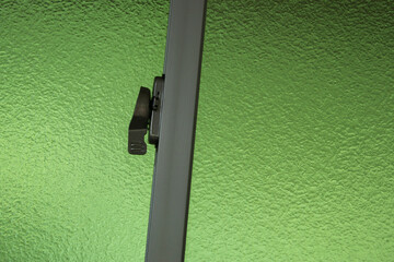 アルミサッシのロック