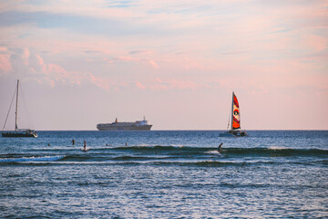 Sunset at Magic Island, Ala Moana Beach park, Honolulu, Oahu, Hawaii