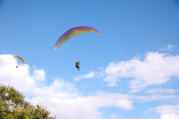 Paragliding at Diamond Head Beach Park, Oahu, Hawaii
