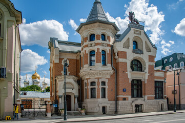 In 1901, architect Lev Kekushev built a mansion for his family. This monument of early Moscow Art Nouveau is considered a striking landmark of the capital.    