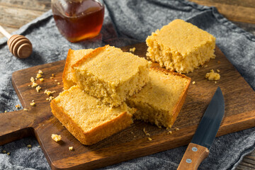 Sweet Homemade Corn Bread